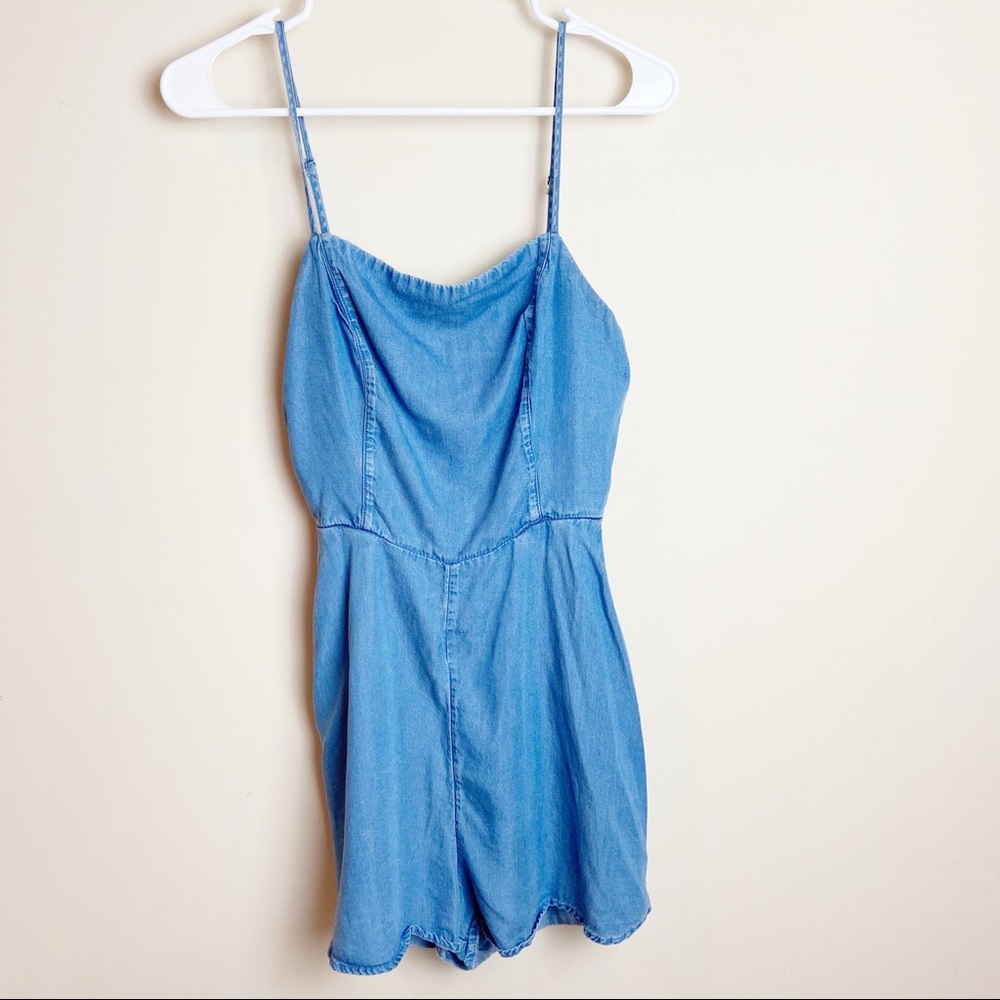🦄 Kimchi Blue UO Chambray Romper 4 - Picture 3 of 11